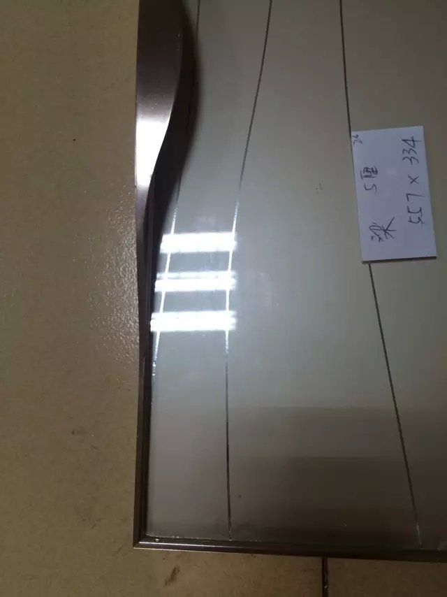 晶钢门厨柜-新款半隐框